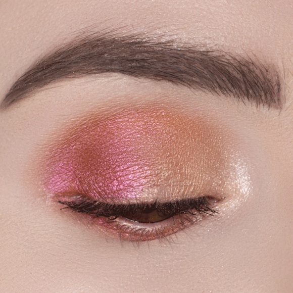 ❤️Love, Trust & Fairy Dust❤️  High Performance 11 Pan Eyeshadow Palette by TARTE - Picture 3 of 12